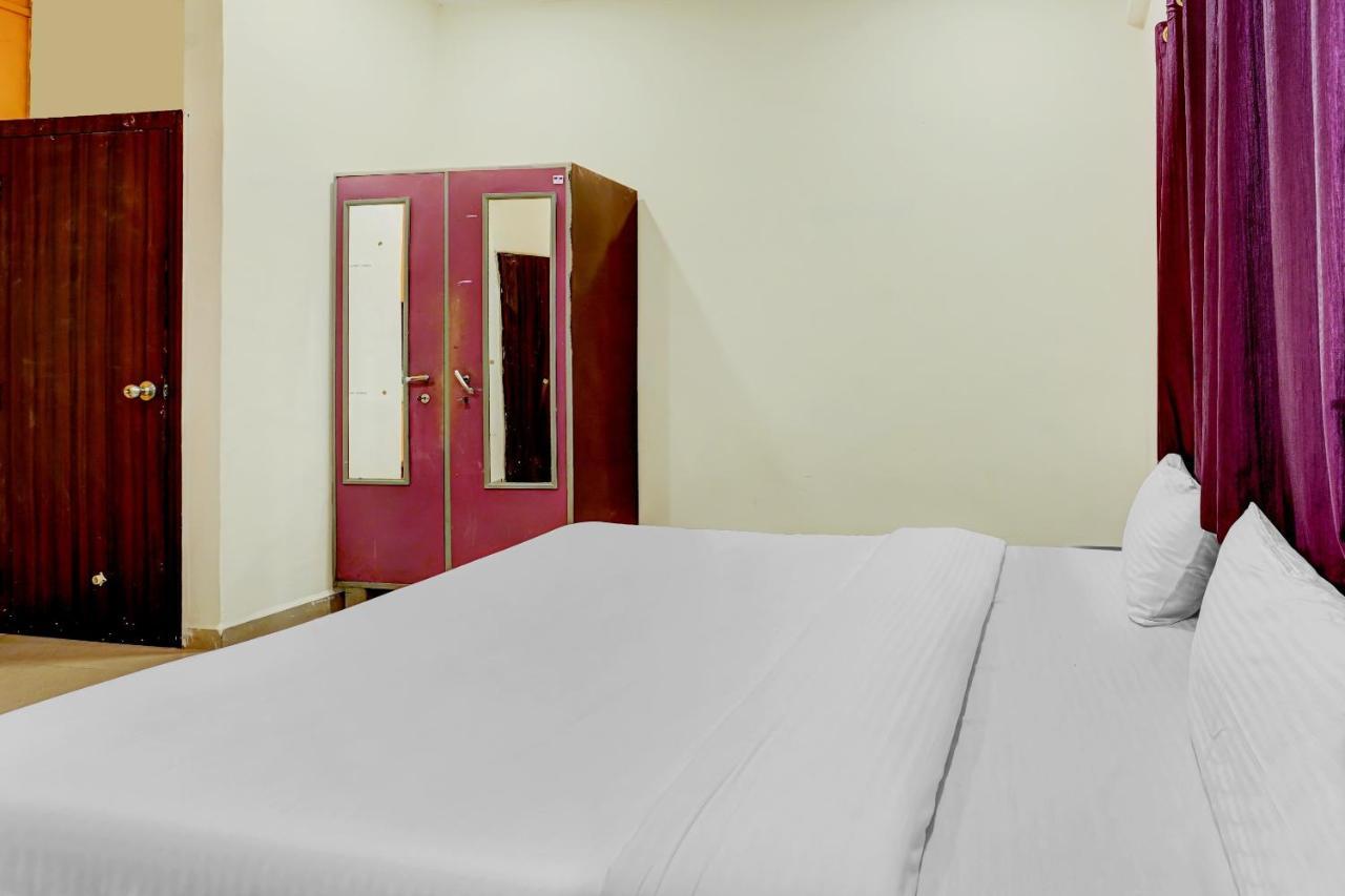 Amba Executive An Apartment Hotel Mundhva Kültér fotó