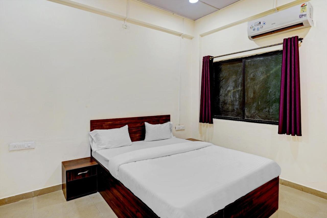 Amba Executive An Apartment Hotel Mundhva Kültér fotó