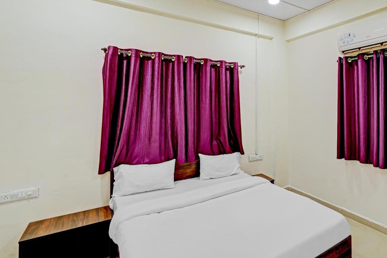Amba Executive An Apartment Hotel Mundhva Kültér fotó